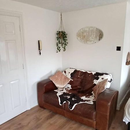 Havisham Studio Flat Rochester Me1 1Xz Strood Экстерьер фото