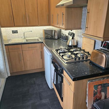 Havisham Studio Flat Rochester Me1 1Xz Strood Экстерьер фото