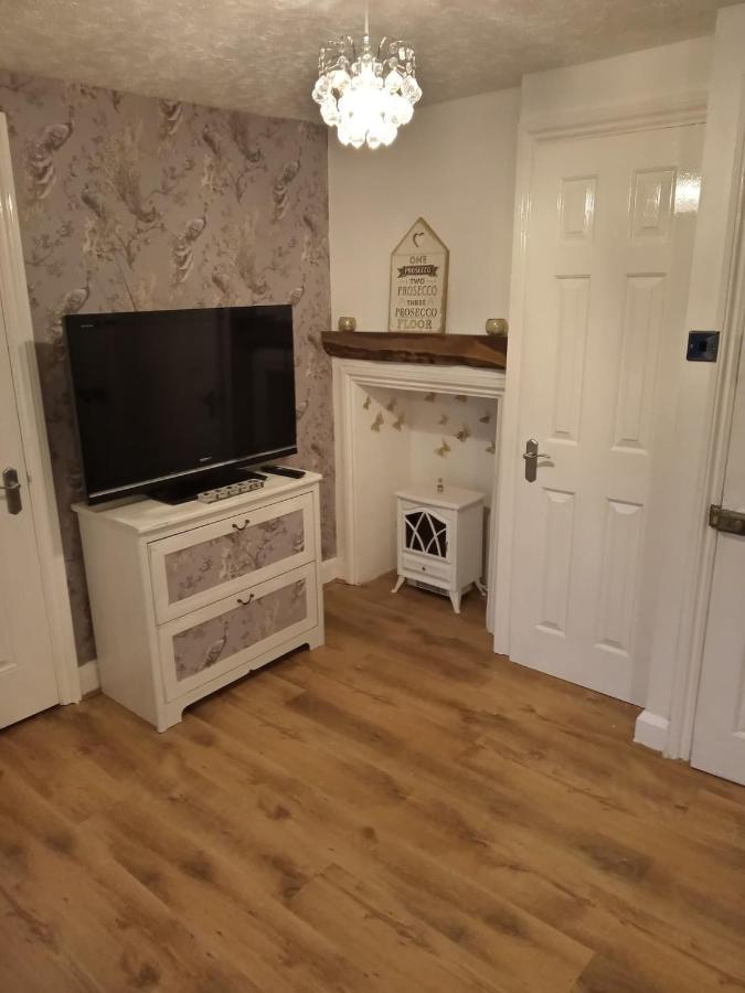 Havisham Studio Flat Rochester Me1 1Xz Strood Экстерьер фото