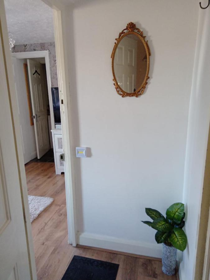 Havisham Studio Flat Rochester Me1 1Xz Strood Экстерьер фото